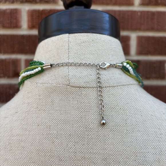 Vintage Light Green Knotted Glass Bead 3 Strand Necklace 20” plus one more - Picture 5 of 6